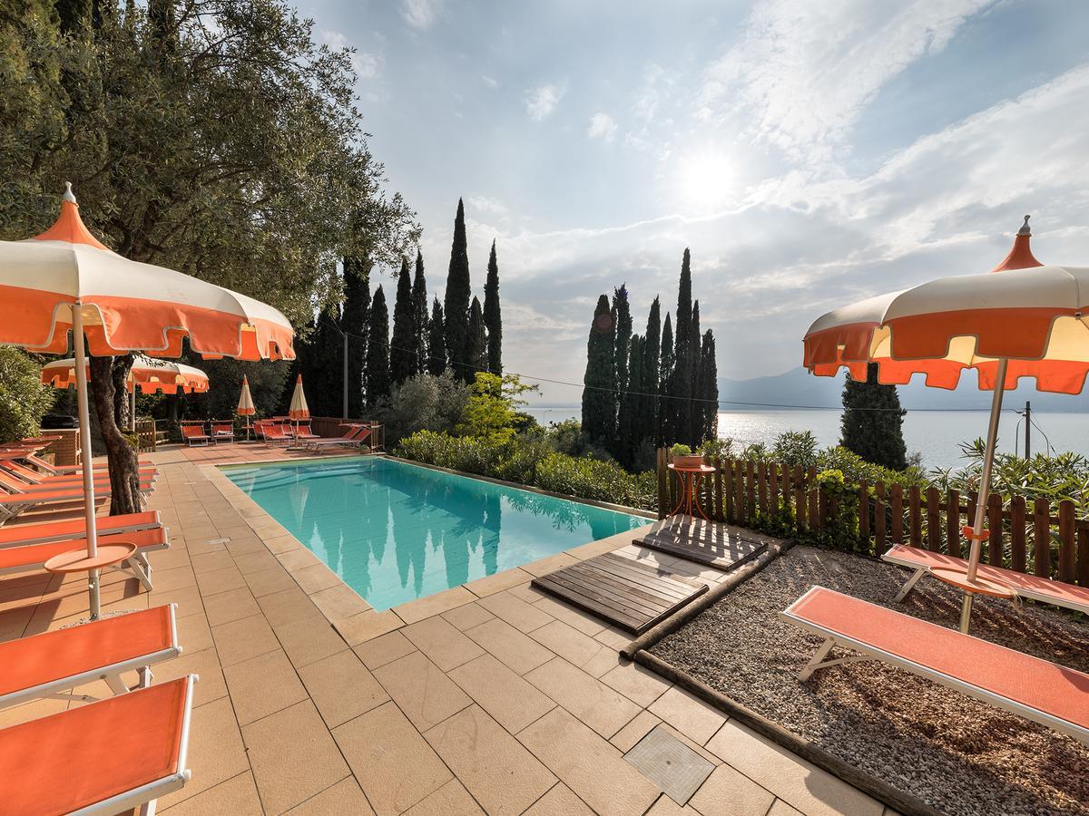 Wonderful Lake View Apartments With Pool With Breakfast Gardasee 토리델베나코 외부 사진